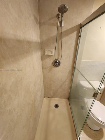 1851 NE 62nd St 610, Fort Lauderdale, FL 33308