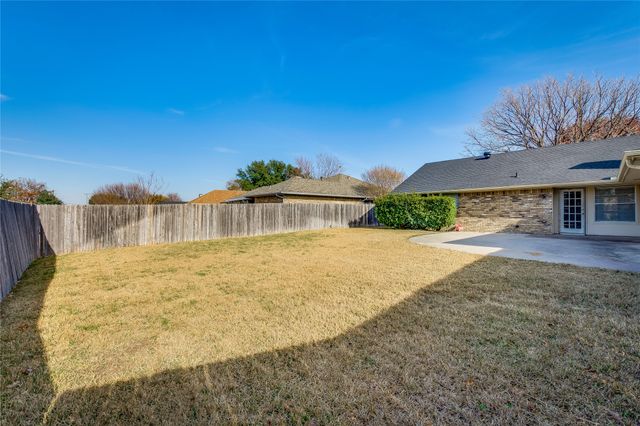 3807 Spring Hollow Drive, Carrollton, TX 75007