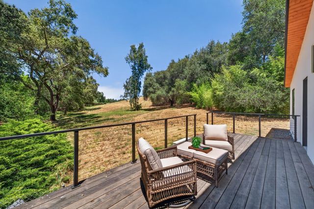 7801 Law Ln, Loomis, CA 95650