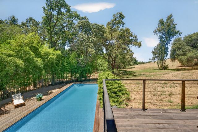 7801 Law Ln, Loomis, CA 95650