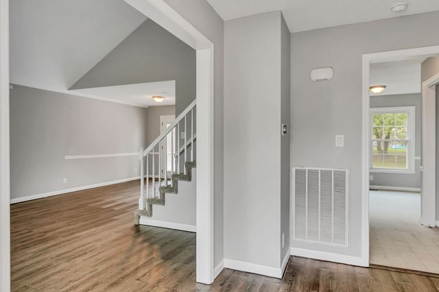 900 Cimarron Ct, Clarksville, TN 37042