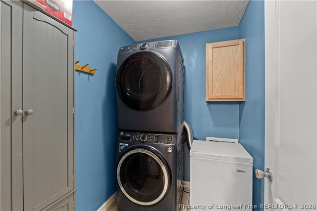 439 Carolina Oaks Circle, Linden, NC 28356