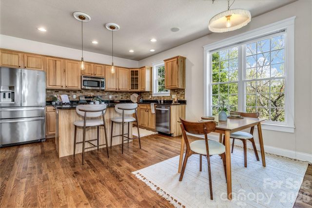 213 Nut Hatch Loop, Arden, NC 28704