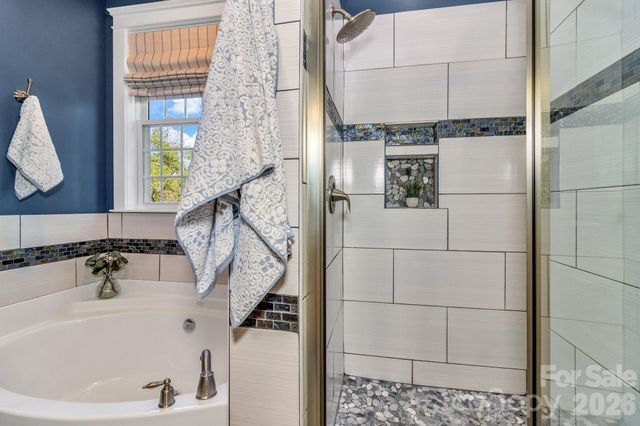 213 Nut Hatch Loop, Arden, NC 28704