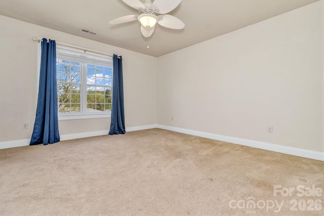 213 Nut Hatch Loop, Arden, NC 28704