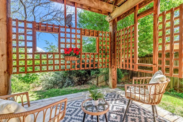 213 Nut Hatch Loop, Arden, NC 28704