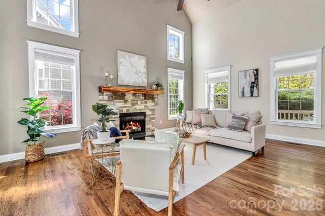213 Nut Hatch Loop, Arden, NC 28704