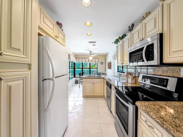 11105 Highland Circle, Boca Raton, FL 33428