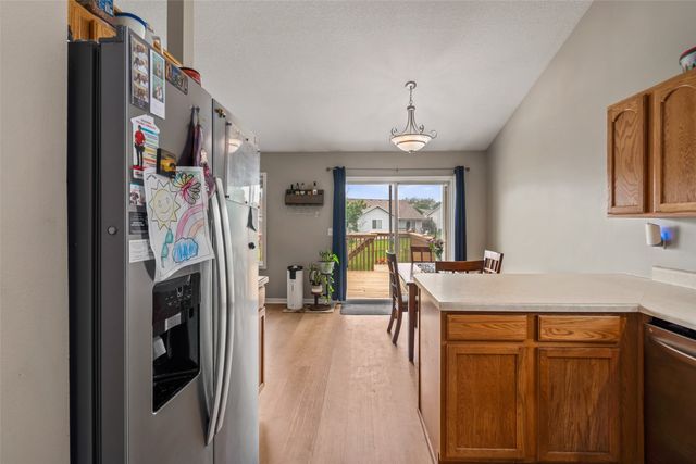 1111 Green Hills Drive, Norwalk, IA 50211
