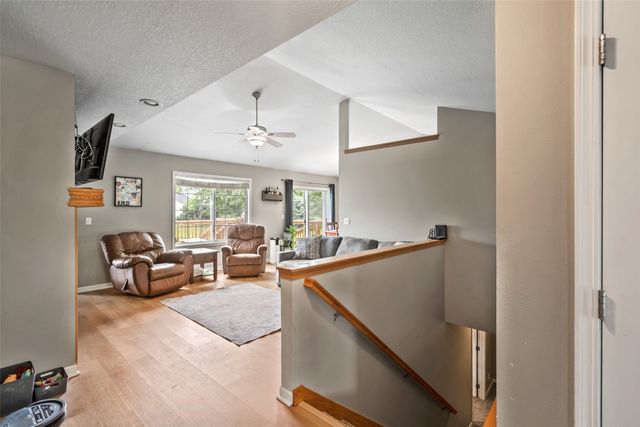 1111 Green Hills Drive, Norwalk, IA 50211