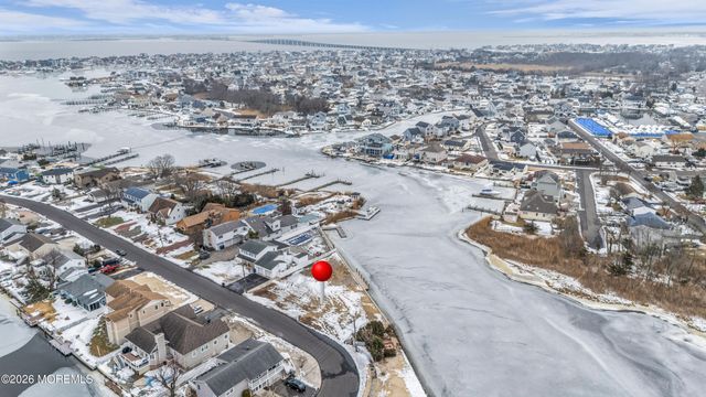 5 Tobago Avenue, Toms River, NJ 08753