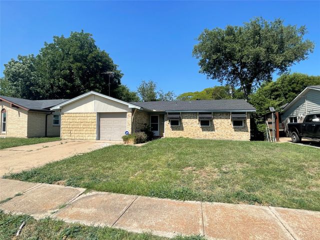 114 Crestridge Drive, Hutchins, TX 75141