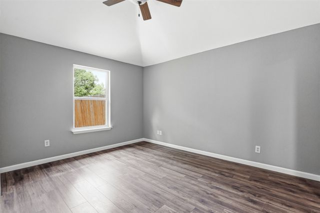 1729 Woodhall Way, Fort Worth, TX 76134
