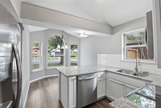 1729 Woodhall Way, Fort Worth, TX 76134