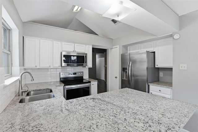 1729 Woodhall Way, Fort Worth, TX 76134