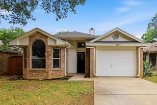 1729 Woodhall Way, Fort Worth, TX 76134