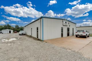 260 Cain Dr, Haysville, KS 67060