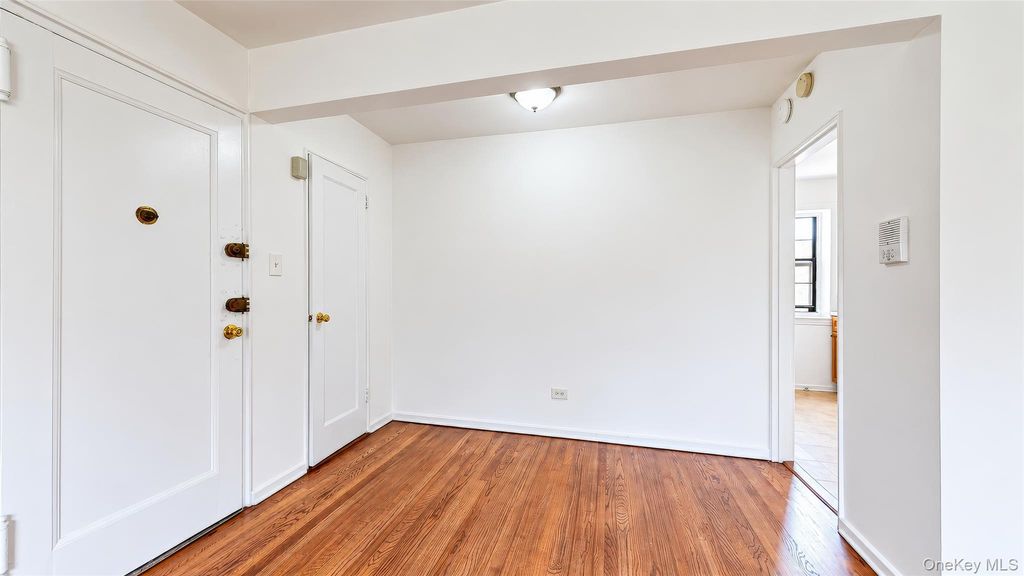 78-43 147th Street 3V, Kew Garden Hills, NY 11367 — photo 3