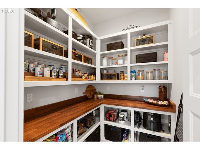 137 N 45TH Cir, Camas, WA 98607
