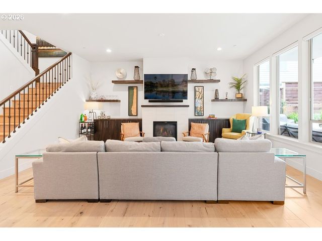 137 N 45TH Cir, Camas, WA 98607