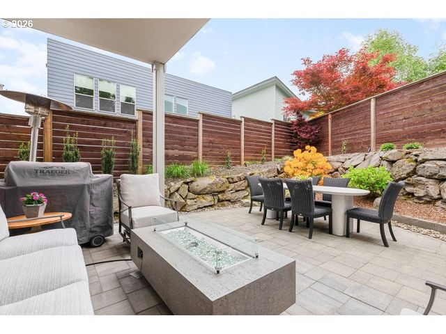 137 N 45TH Cir, Camas, WA 98607