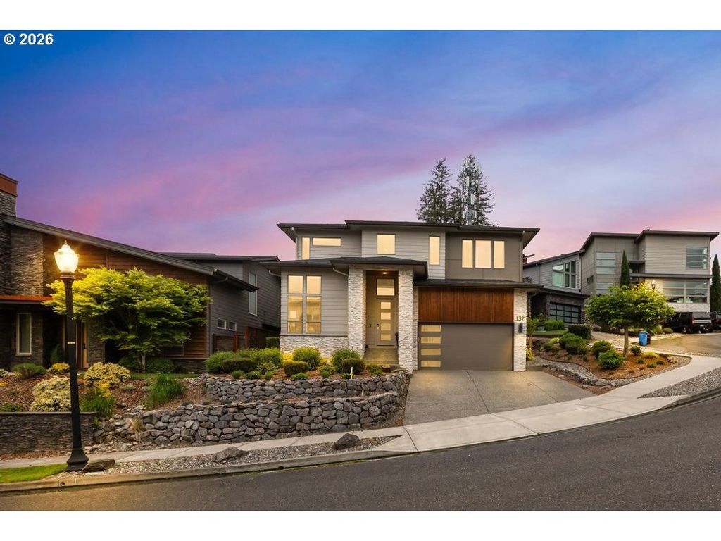 137 N 45TH Cir, Camas, WA 98607