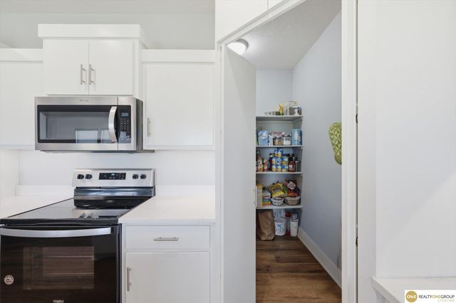 1086 Deveron Drive, Council Bluffs, IA 51503