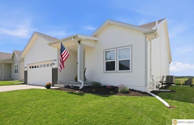 1086 Deveron Drive, Council Bluffs, IA 51503