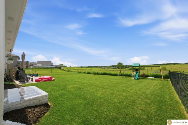 1086 Deveron Drive, Council Bluffs, IA 51503