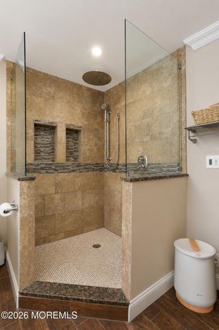 18 Penny Lane, Bayville, NJ 08721