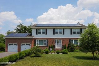 18 Penny Lane, Bayville, NJ 08721