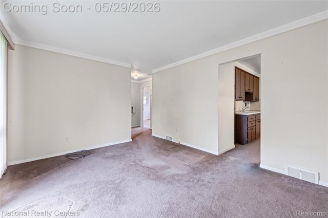 33565 John Hauk Street, Garden City, MI 48135