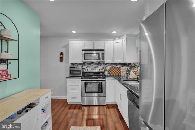 522 LINDEN ST, Leesport, PA 19533