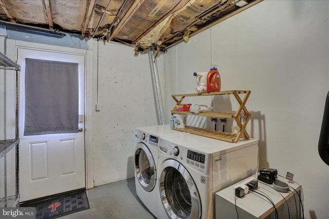 522 LINDEN ST, Leesport, PA 19533