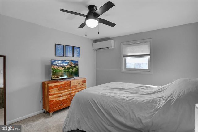 522 LINDEN ST, Leesport, PA 19533