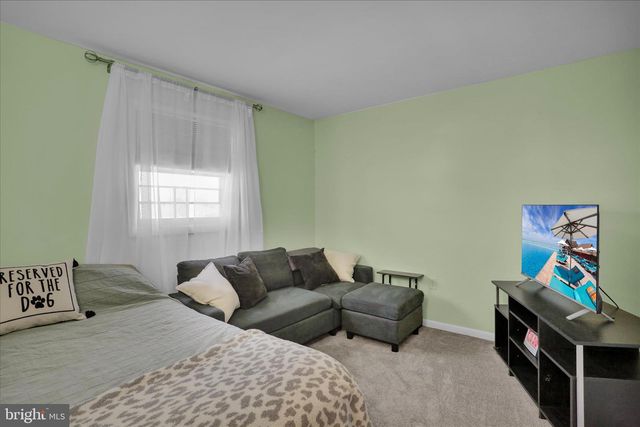 522 LINDEN ST, Leesport, PA 19533