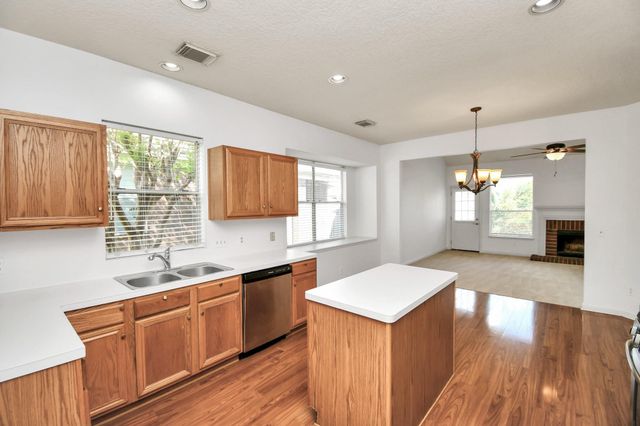 4805 Campbell Drive, Pearland, TX 77584