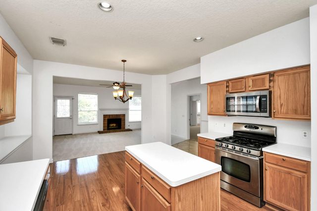 4805 Campbell Drive, Pearland, TX 77584