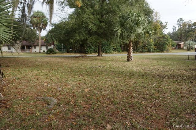 436 S Hibiscus Avenue, Crystal River, FL 34429