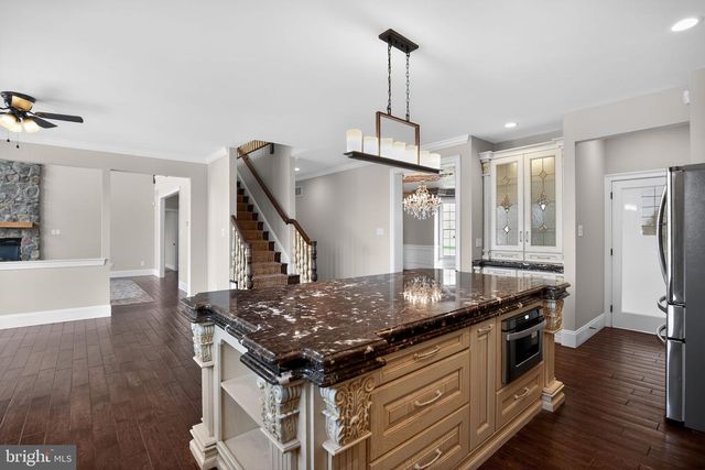 1368 WORTHINGTON CT, Ambler, PA 19002