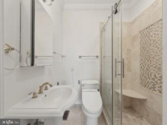 1368 WORTHINGTON CT, Ambler, PA 19002