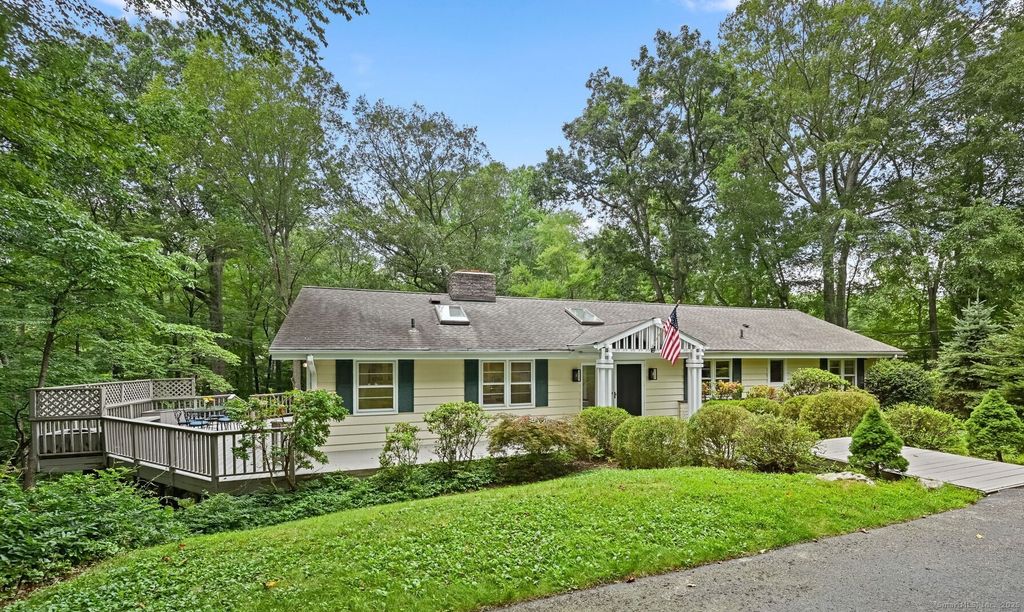 391 Sawmill Road, Stamford, CT 06903