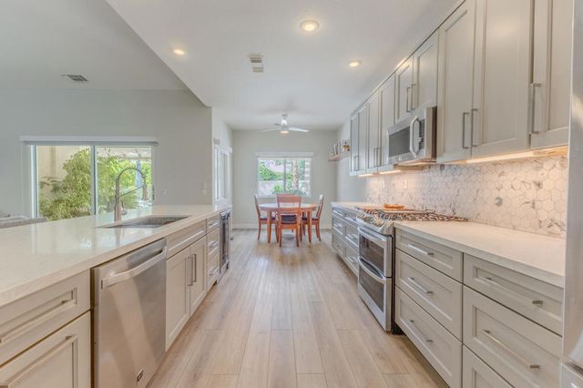 47815 Via Trieste, La Quinta, CA 92253