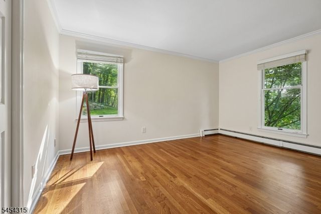 497 Mine Brook Rd, Bernards Twp., NJ 07931
