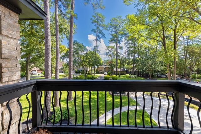 144 Lake View Circle, Montgomery, TX 77356