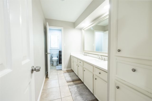 144 Lake View Circle, Montgomery, TX 77356