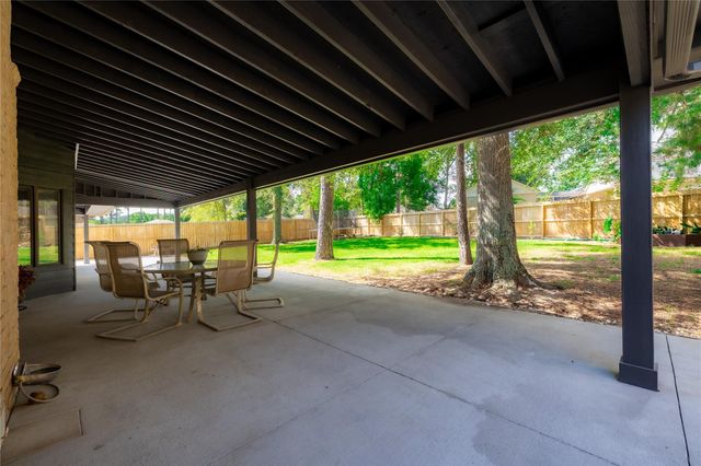 144 Lake View Circle, Montgomery, TX 77356