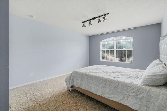 9015 VICKROY TERRACE, Oviedo, FL 32765