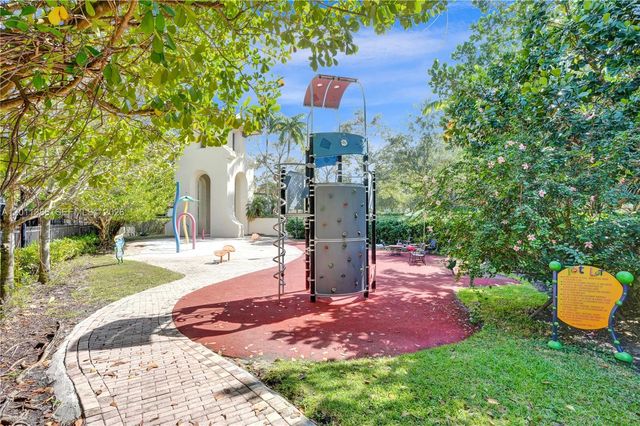 12321 Sand Wedge Dr, Boynton Beach, FL 33437
