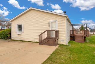15 Ridgeway Street, Saline, MI 48176